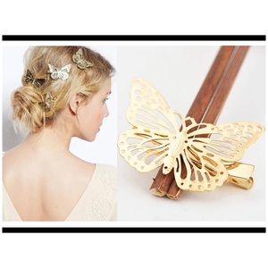 ❤️NWT Golden Butterflies Hair Pin Clip Accessories